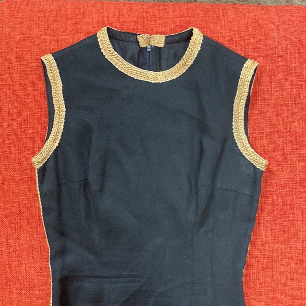 VTG 1960’s Black Linen Wiggle Dress Gold Trim - Picture 6 of 14